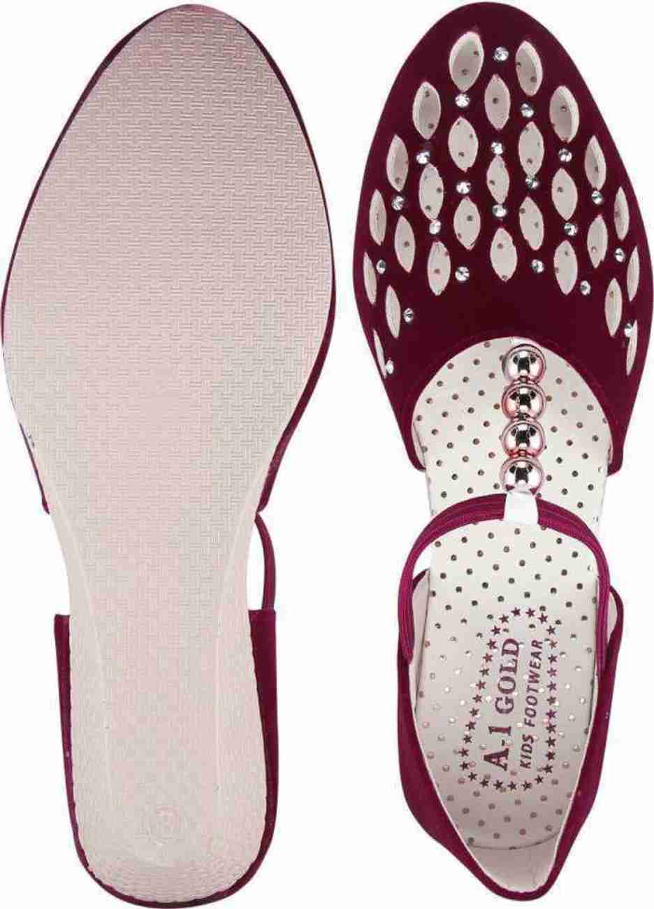 Velozi Latest Trendy Women Juttis & Mojaris
