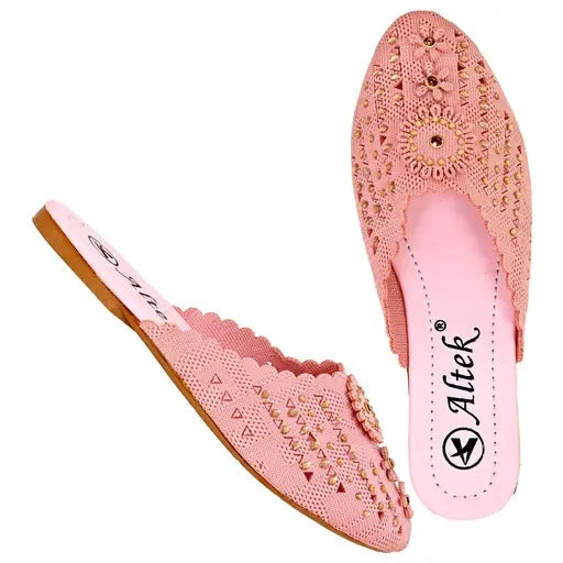 Velozi Latest Trendy Women Sandle Pink colour TPR sole bantoo Pink Color