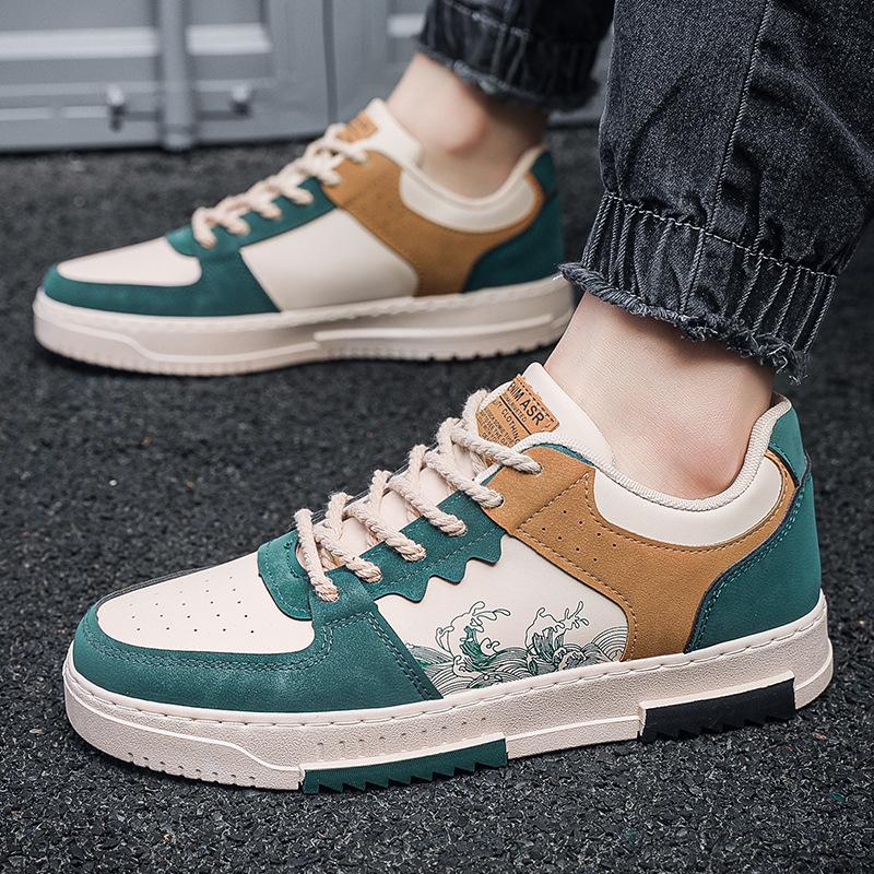 Velozi Men's Retro Street Art Low-Top Sneakers – Green & Tan Edition
